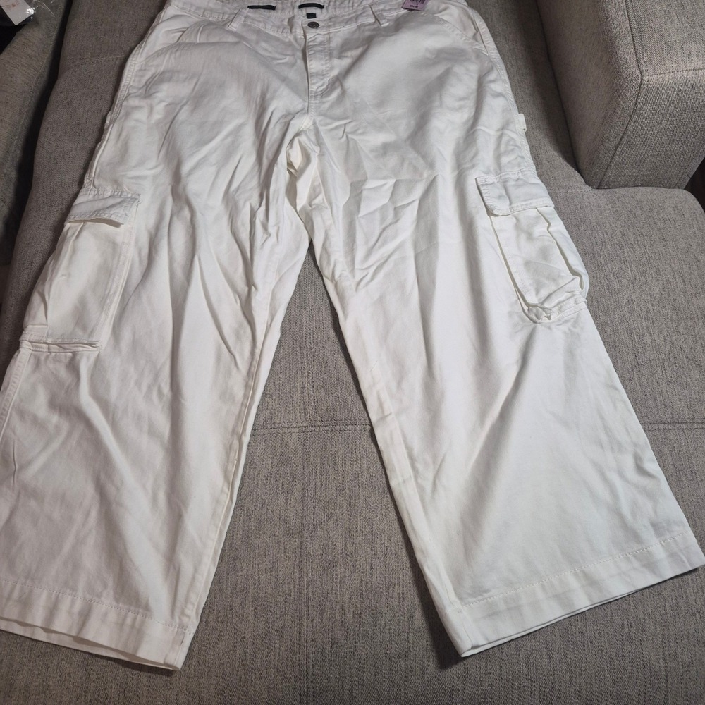 Wild Fable Womens White Cargo Wide Leg Mid Rise Trousers Size 17 31 inseam